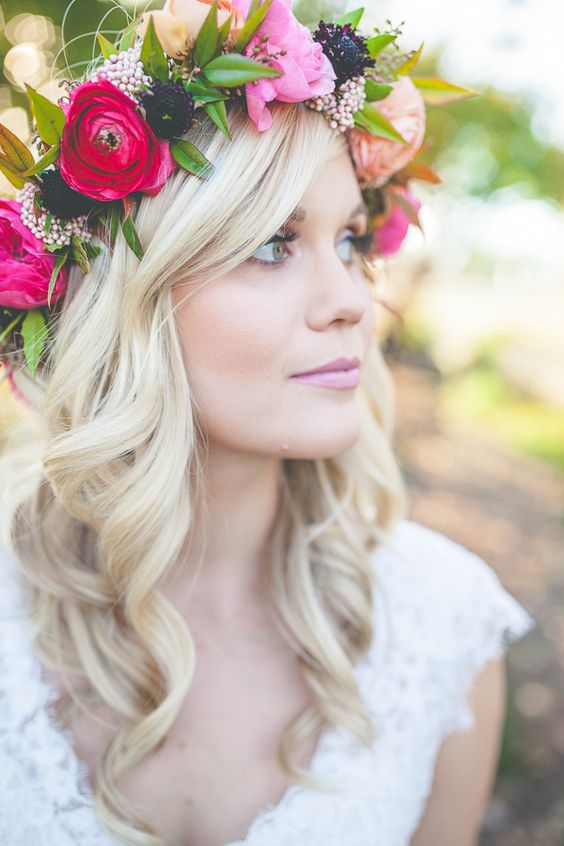 coiffure mariage avec fleurs